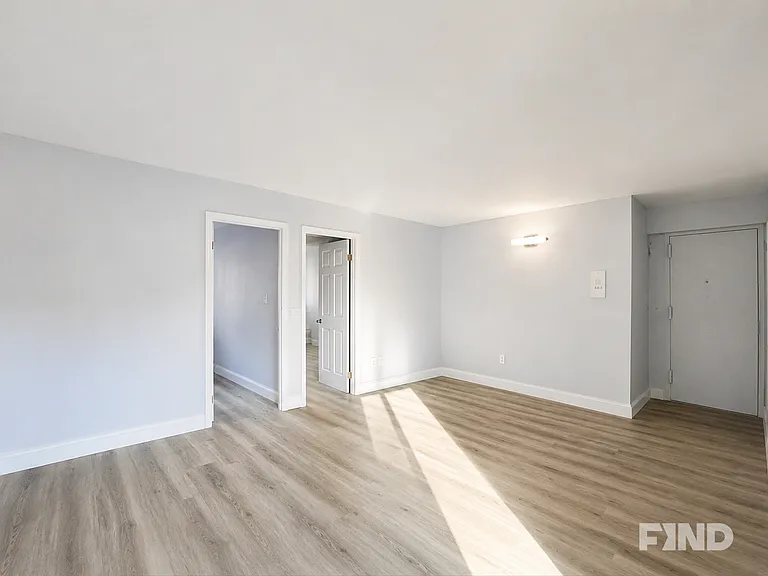 135 Division St #5 — Photo 6