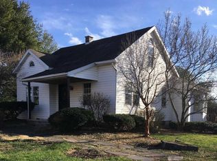 15 Airport Rd, Royersford, PA 19468