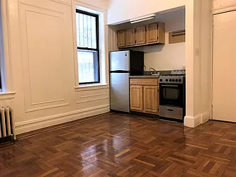 Rented by CITY SKYLINE REALTY INC