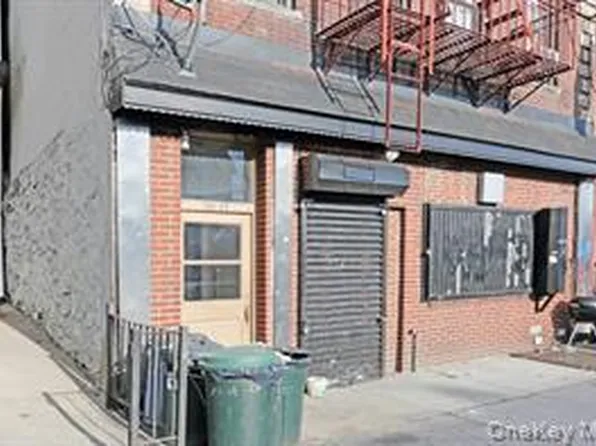 20-14 29th Street image 2 of 11