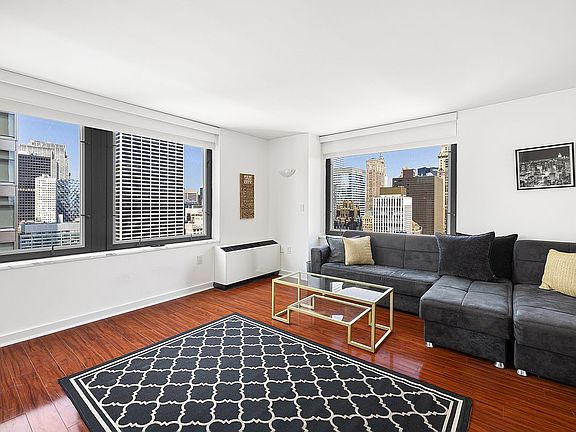 2nd image of 100 W 39th St APT 37D
