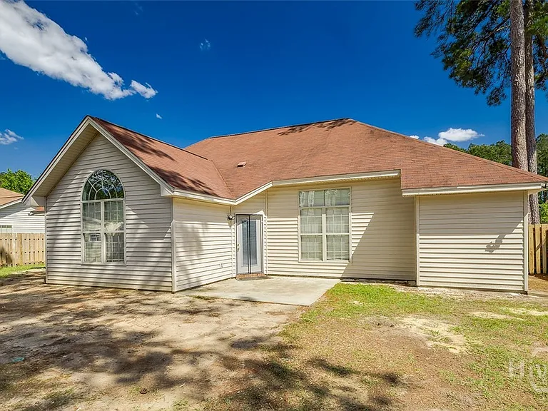 108 Village Lake Dr — Photo 37