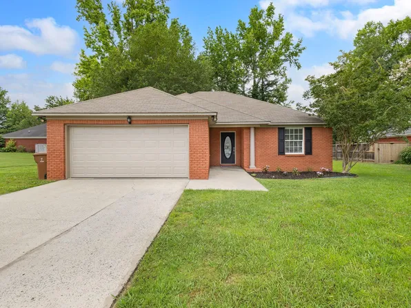 1109 Pine Trl SW, Hartselle, AL 35640