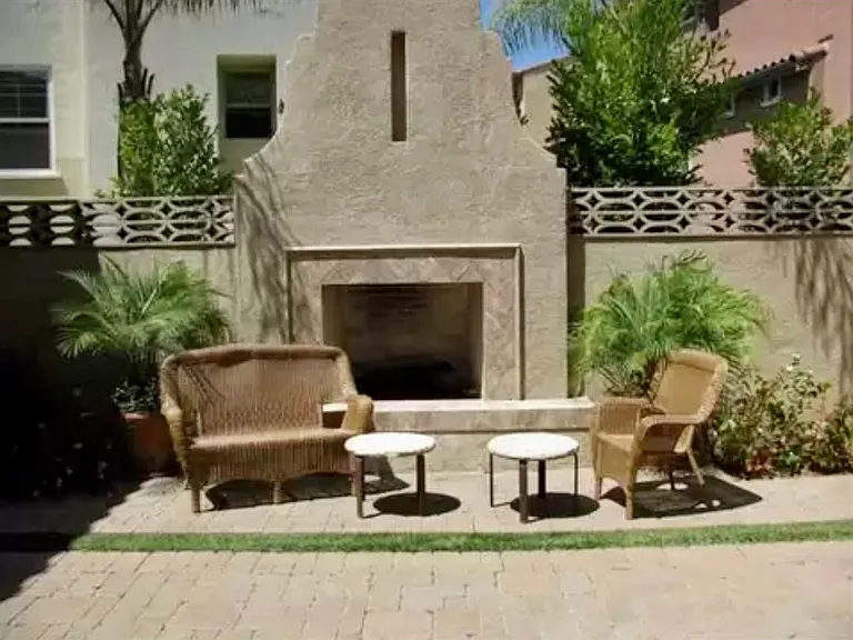 637 Kellogg St — Photo 6