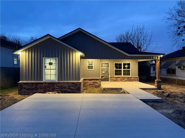 2021 N 30th St, Fort Smith, AR 72904