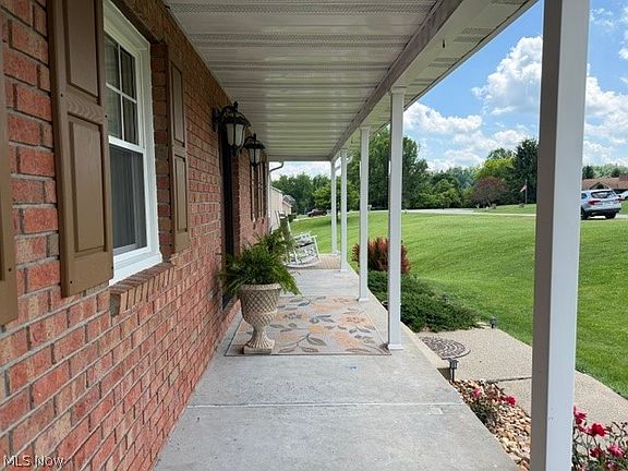 5th image of 66599 Anna Dr