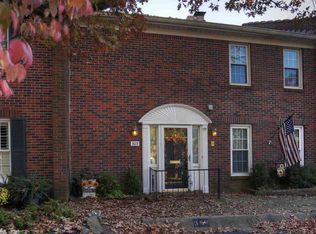 303 Cambridge Place Dr, Little Rock, AR 72227
