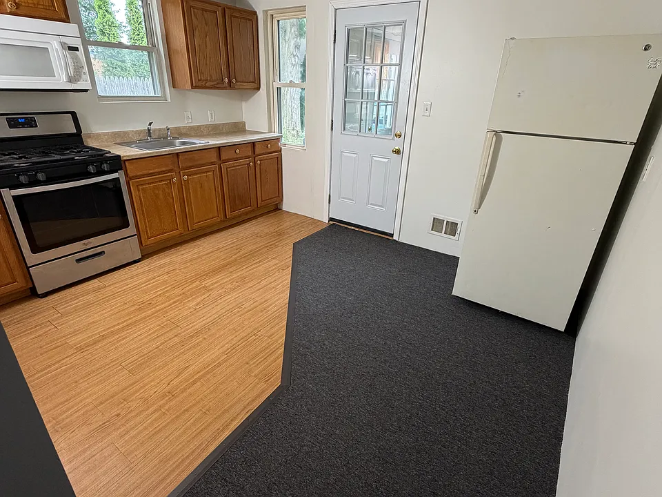 51 Grand Ave #6