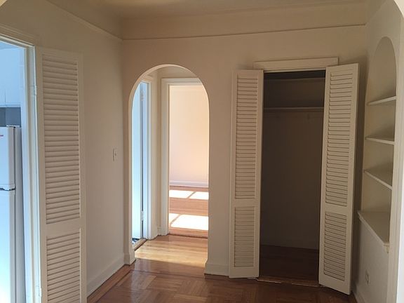 3rd image of 10825 72nd Ave APT 6C