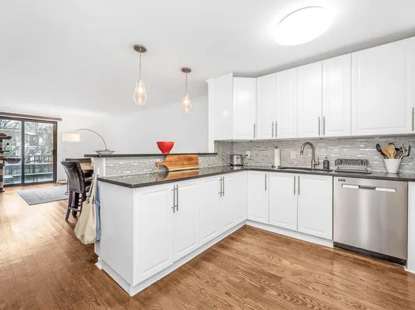 421 N Broadway #31, Yonkers, NY 10701