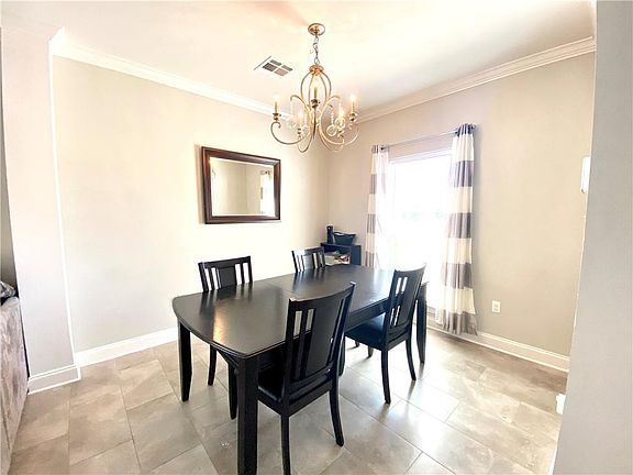 4th image of 4436 Park Shore Dr
