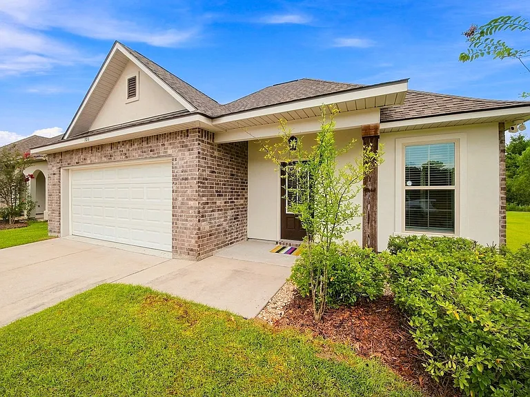 7211 Kenilworth Crossing Ave — Photo 2