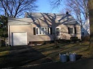 1165 Elm Ter, Rahway, NJ 07065