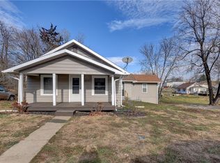 1615 Clifford St, Saint Joseph, MO 64505