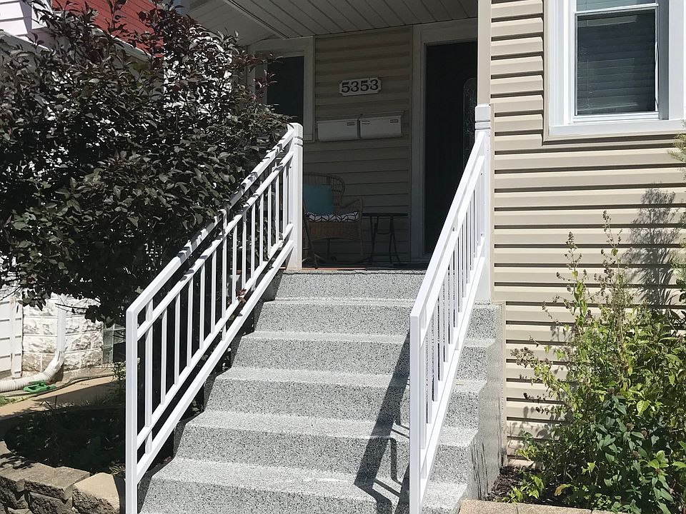 1st image of 5353 N Magnet Ave #1