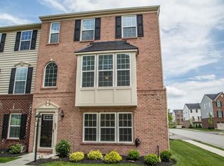 601 Pointe View Dr, Mars, PA 16046