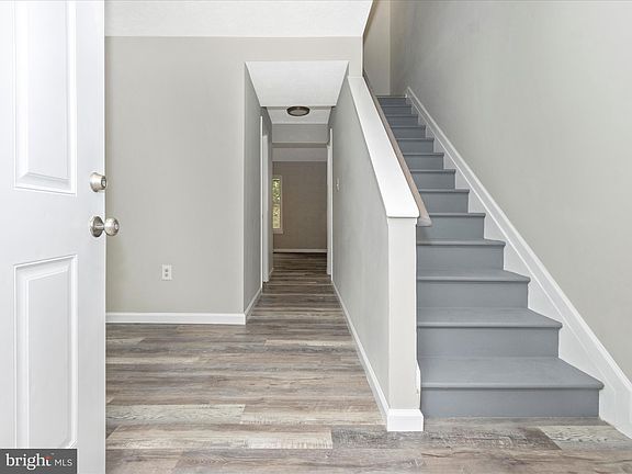 3rd image of 1804 Graybird Ct