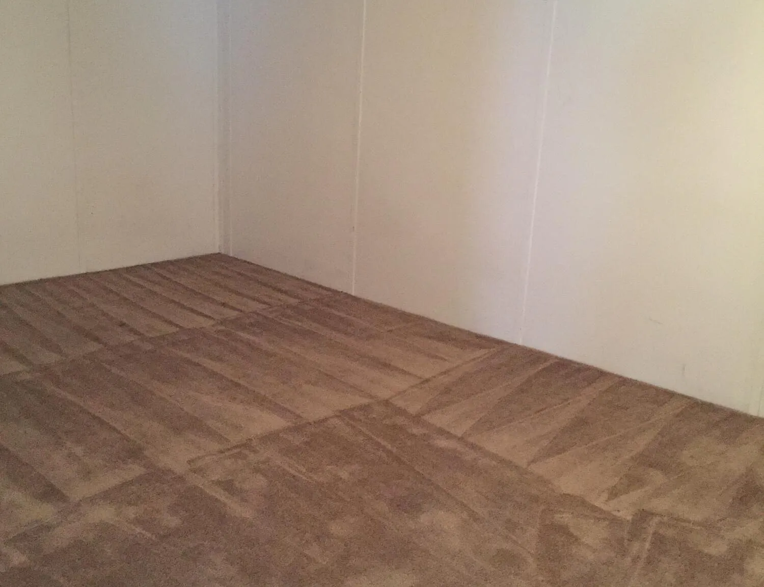 3 bed, 1.0 bath, 1216 sqft, $1,100 — Photo 3