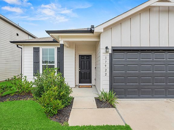 2nd image of 17922 Baleage Ln