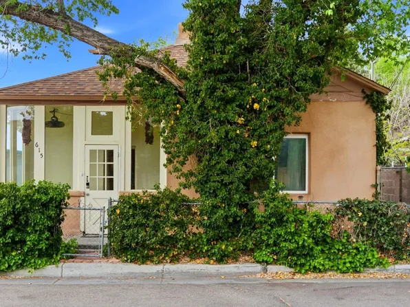 615 Keleher St NW, Albuquerque, NM 87102