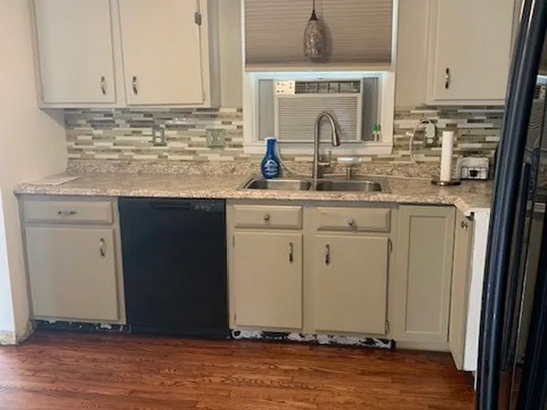 313 Horseshoe Ln — Photo 3