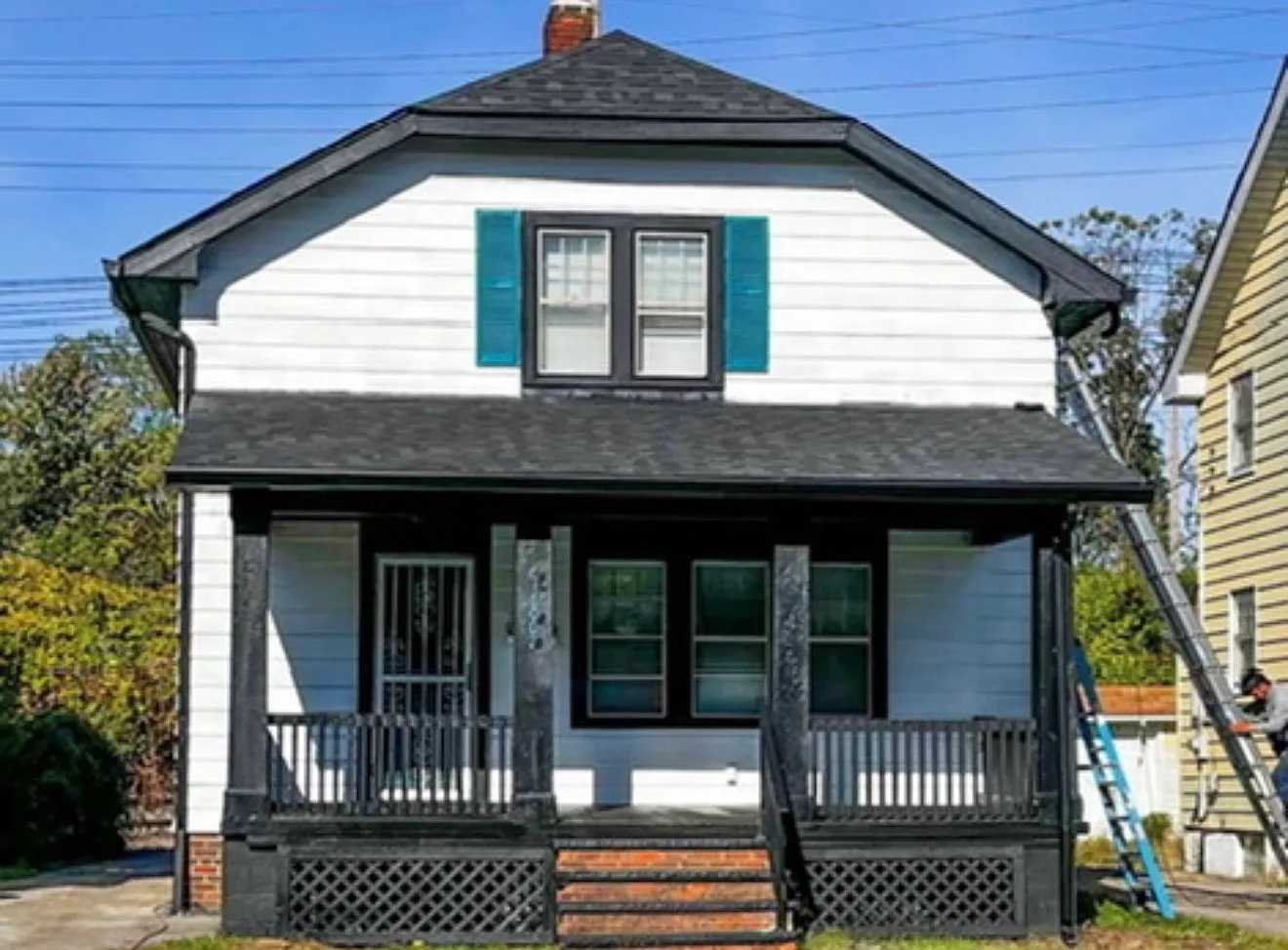 3 bed, 1200 sqft, $1,295 — Photo 1