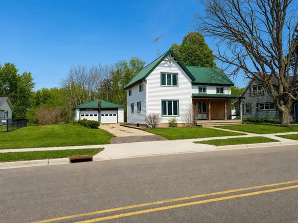 660 E Lake Ave, Monticello, WI 53570