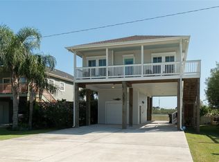 13821 Doubloon Ave, Galveston, TX 77554