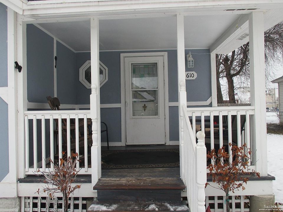 1st image of 610 N 10th St