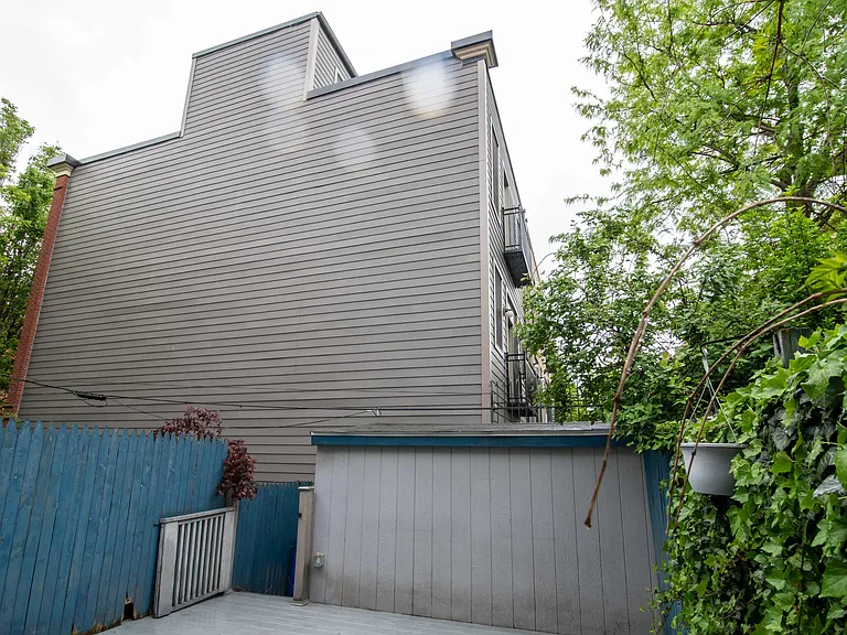 628 N 16th St #1 — Photo 23