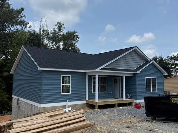 325 Ivanhoe Ave, Waynesboro, VA 22980