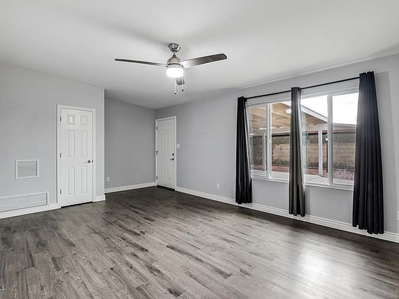 10653North32ndDrive11