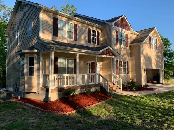 1641 Holly Creek Ln, Chapel Hill, NC 27516