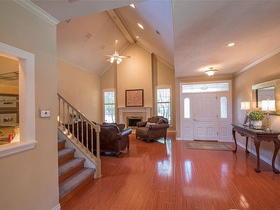 5th image of 5924 Richwater Dr