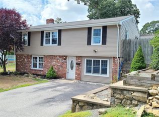 38 Newlight St, West Warwick, RI 02893