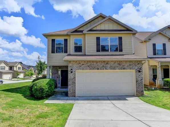 6140 Hickory Lane Dr, Union City, GA 30291