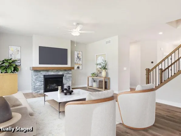 944 Medina DRIVE #Lt4, Mukwonago, WI 53149