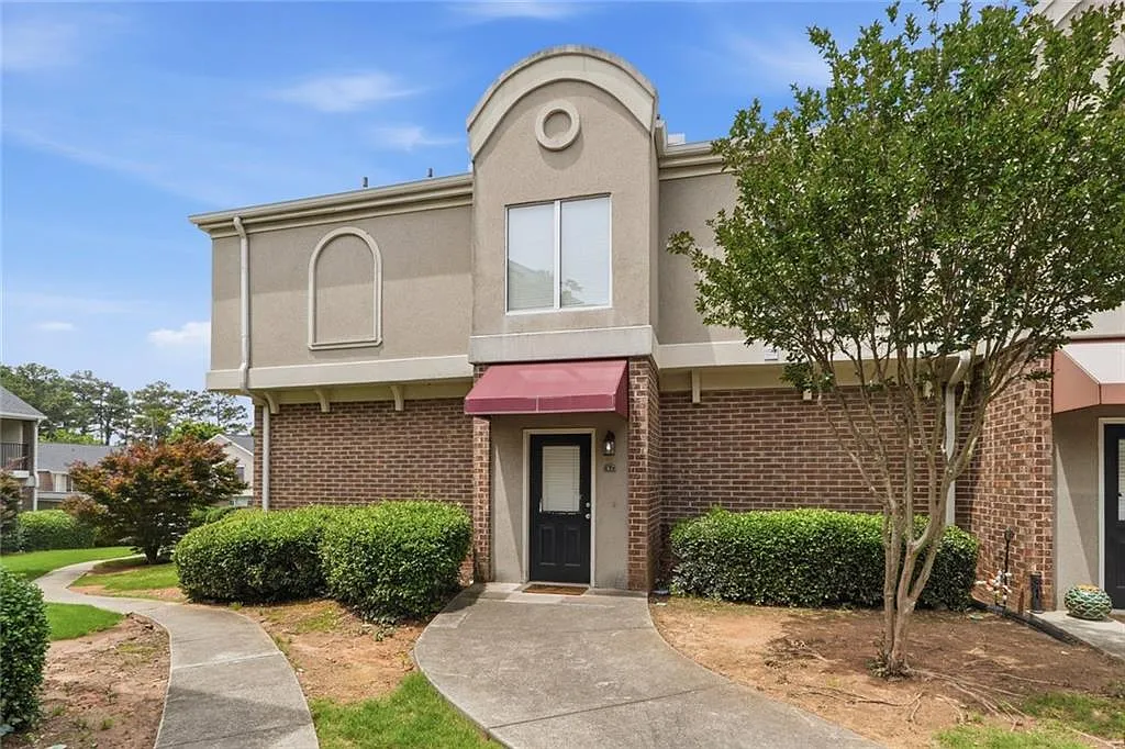 3 bed, 2.5 bath, 1458 sqft, $1,900 — Photo 1