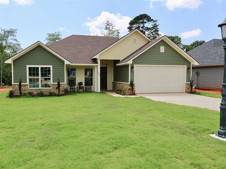 1st image of 1303 Frankie Ln