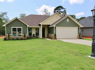 1303 Frankie Ln, Longview, TX 75604