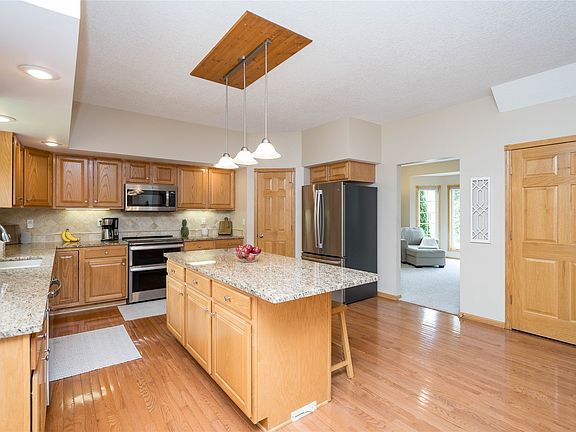 2nd image of 2303 NE Bel Aire Dr