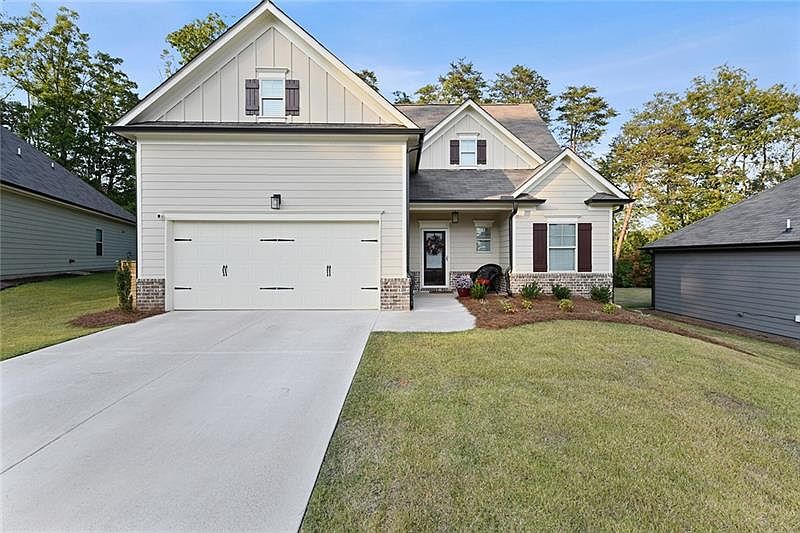 1st image of 42 Hartwell Ln