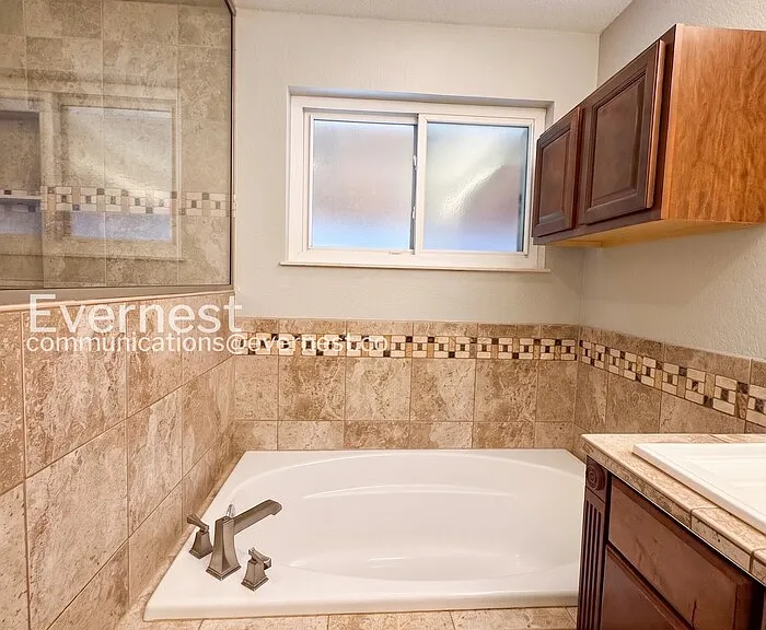 4220 S Inca St — Photo 14