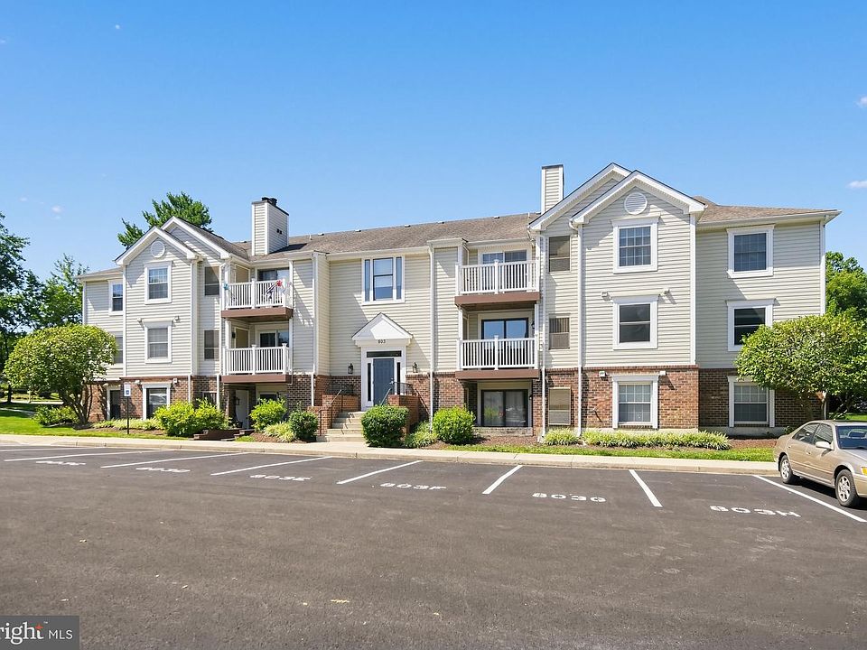 1st image of 803 Stratford Way APT B