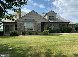 260 Koser Rd, Lancaster, PA 17601