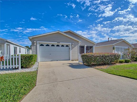 3rd image of 16937 SE 94th Sunnybrook Cir