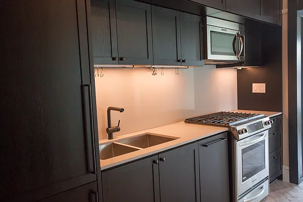 Rented by Living Room NY Corp | media 28