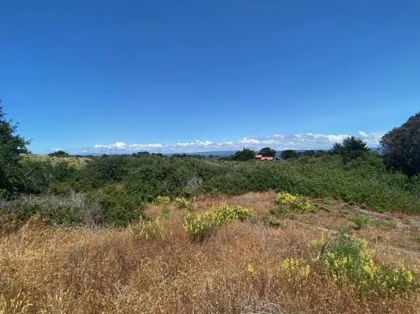 410 Beach Dr, Arcata, CA 95521