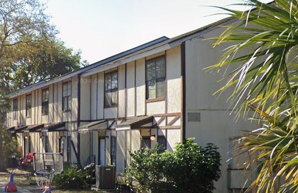 1st image of 5005 Breckenridge Place #4