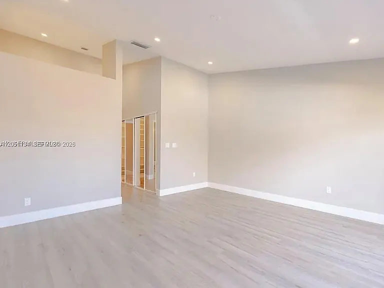 3525 Magellan Cir #626 — Photo 9